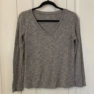 Light Sweater / Long Sleeve Shirt